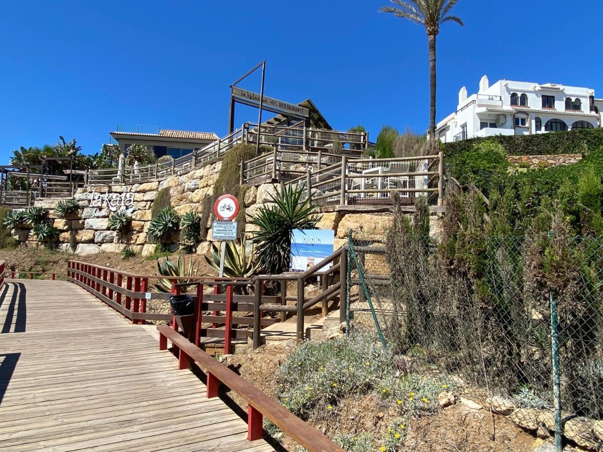 Independent Villa Beach House El Bosque La Cala De Mijas Exteriör bild