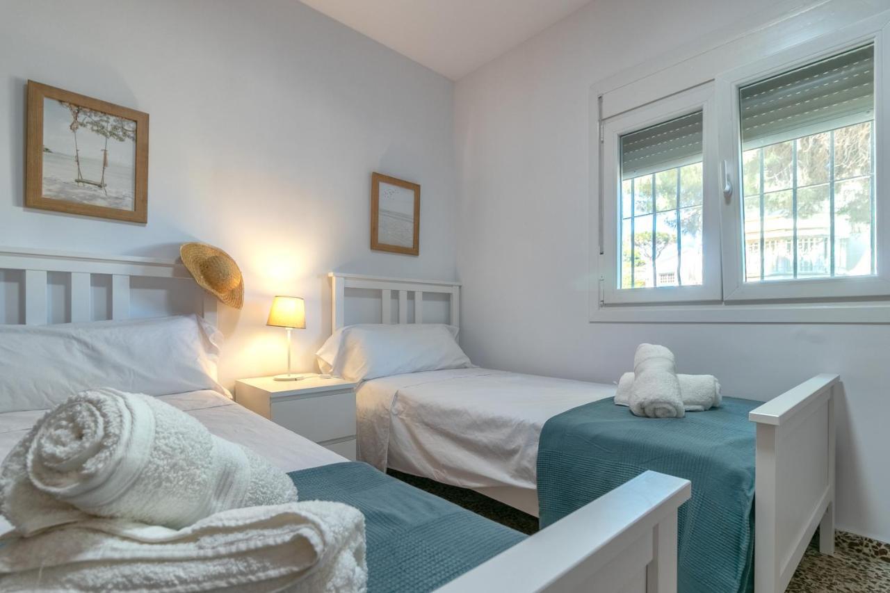 Independent Villa Beach House El Bosque La Cala De Mijas Exteriör bild