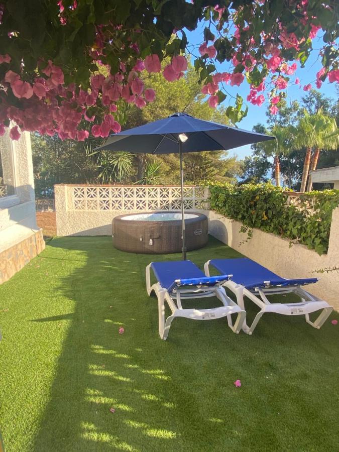 Independent Villa Beach House El Bosque La Cala De Mijas Exteriör bild