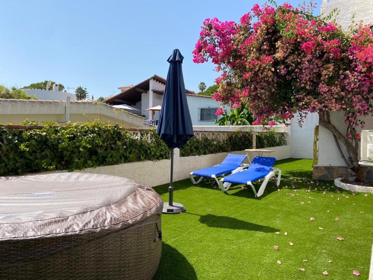 Independent Villa Beach House El Bosque La Cala De Mijas Exteriör bild