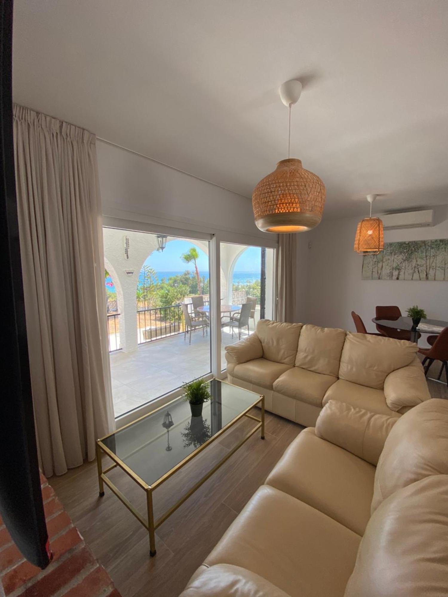 Independent Villa Beach House El Bosque La Cala De Mijas Exteriör bild