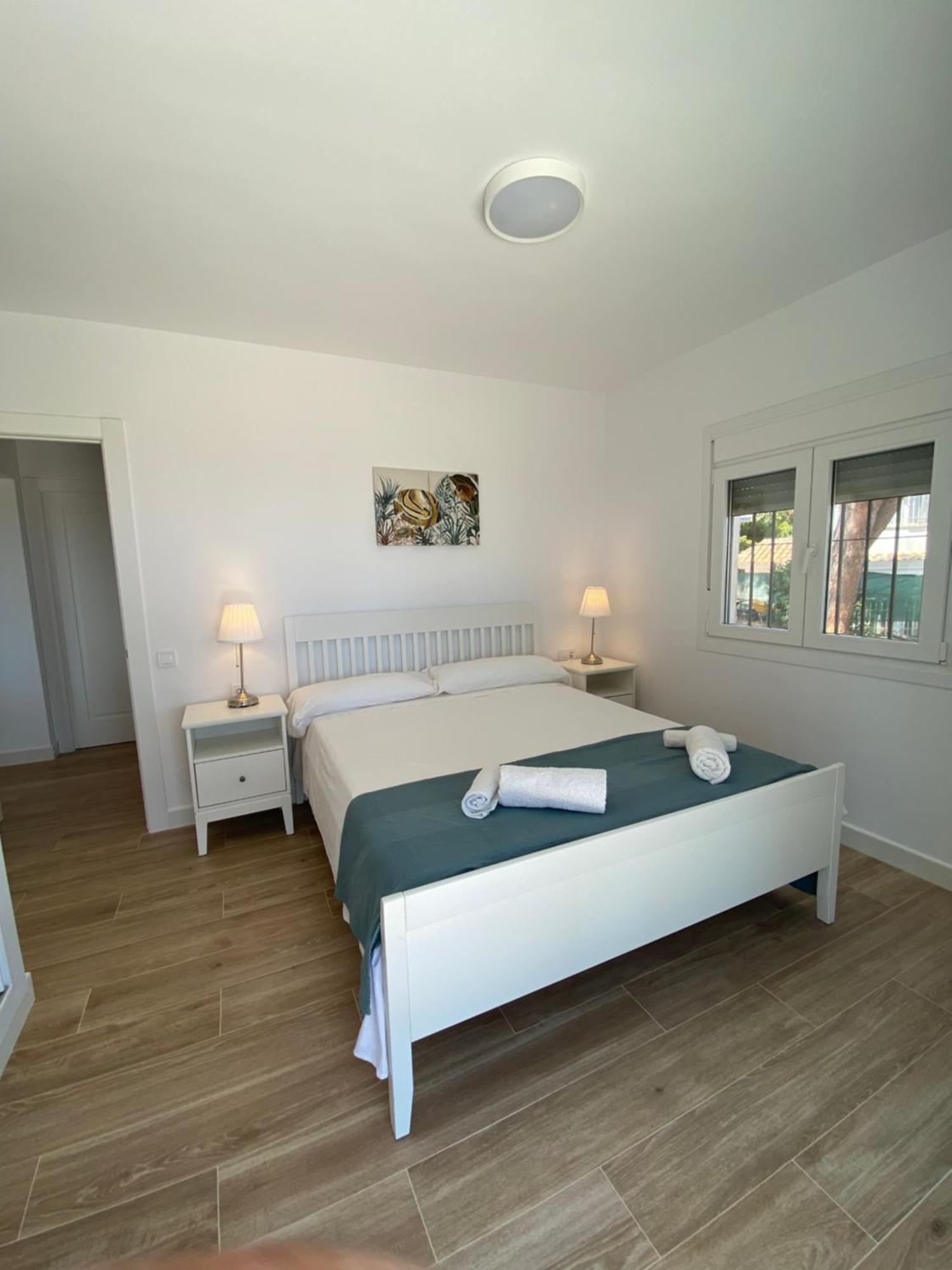 Independent Villa Beach House El Bosque La Cala De Mijas Exteriör bild
