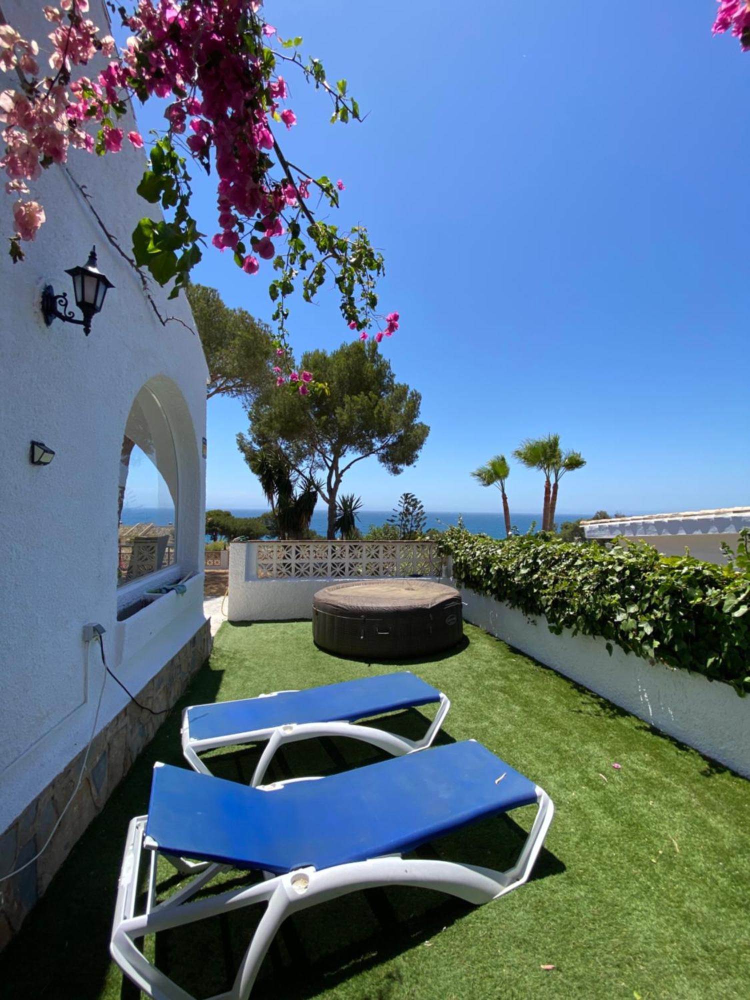 Independent Villa Beach House El Bosque La Cala De Mijas Exteriör bild