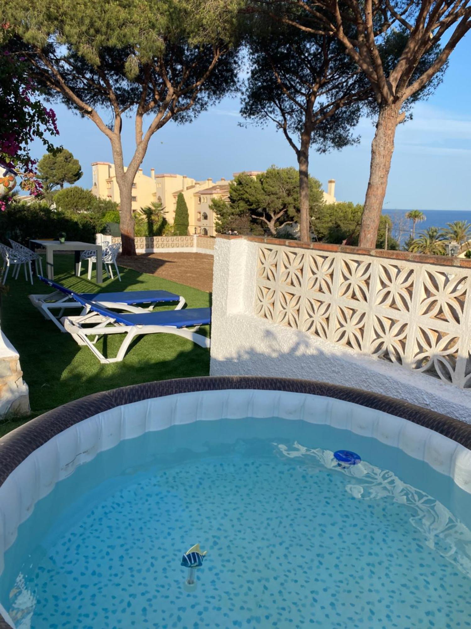 Independent Villa Beach House El Bosque La Cala De Mijas Exteriör bild
