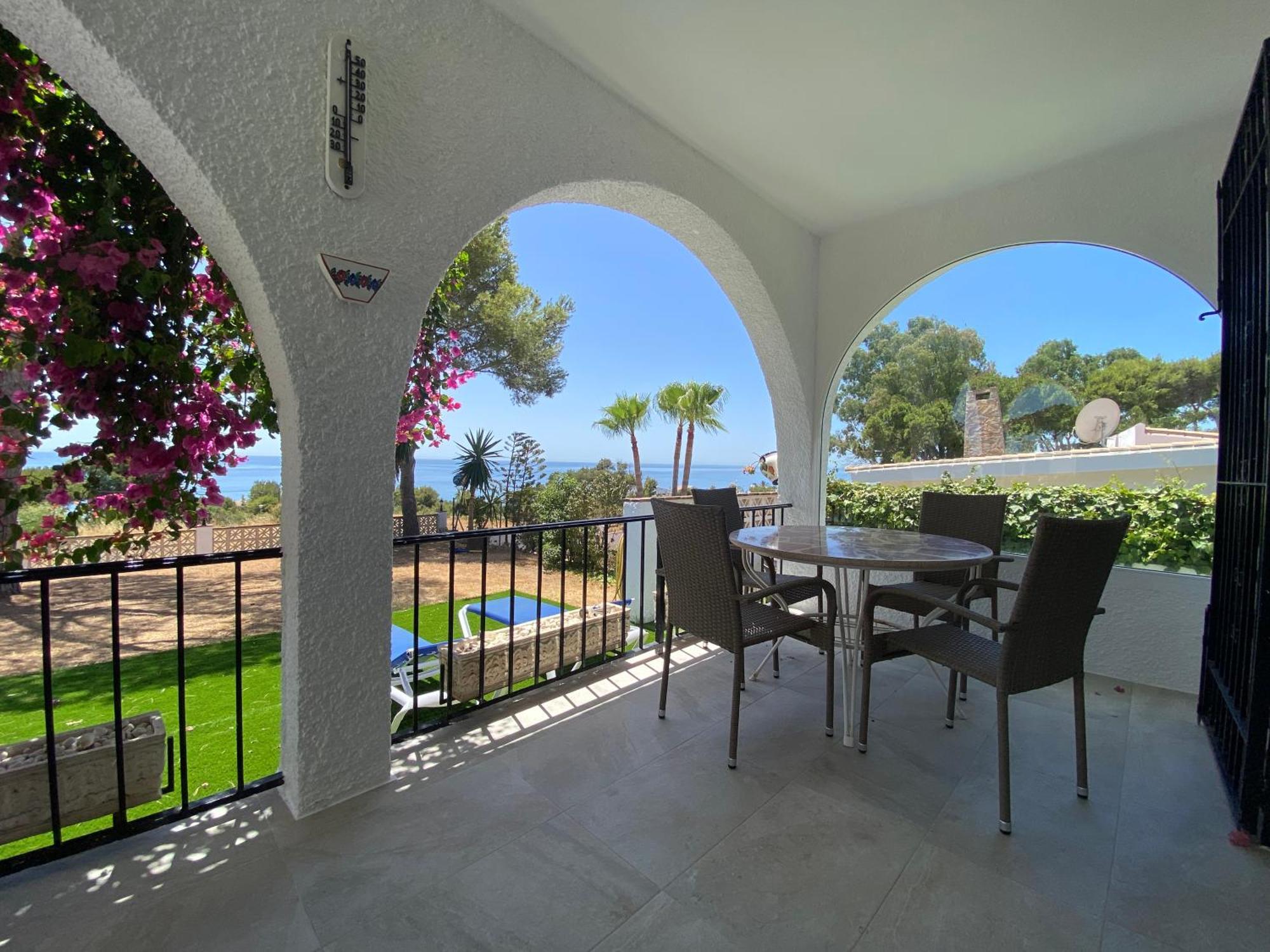 Independent Villa Beach House El Bosque La Cala De Mijas Exteriör bild