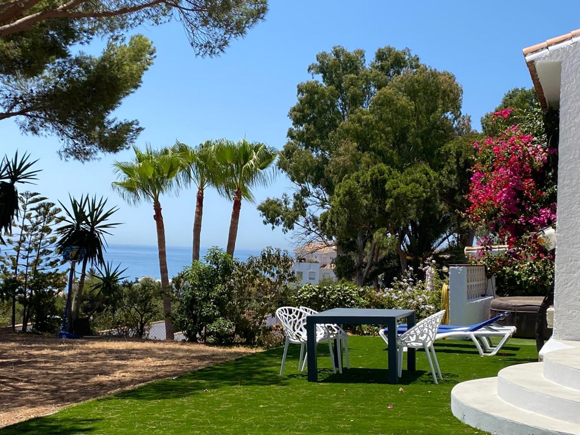 Independent Villa Beach House El Bosque La Cala De Mijas Exteriör bild